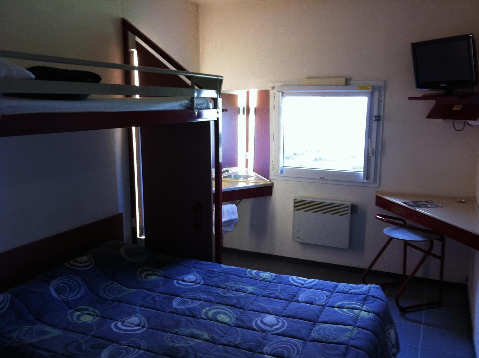 Lemon Hotel Dreux Chartres מראה חיצוני תמונה